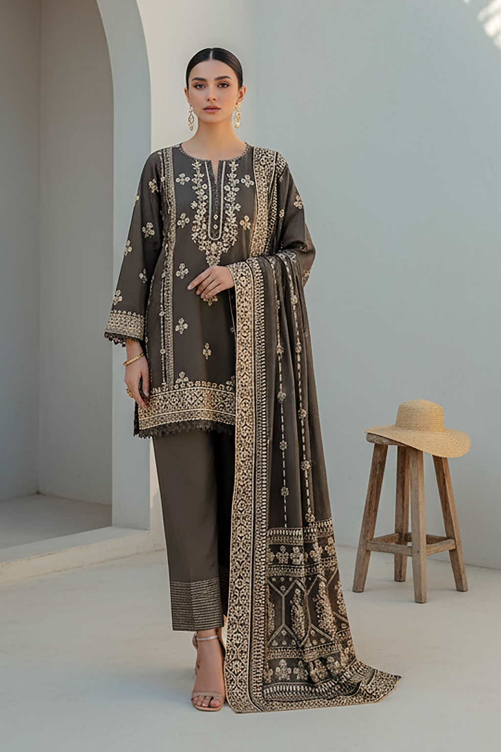 Lakhany Printed Pashmina Unstitched 3 Piece Suit - 0091-C - LKN25PSH - Purple - Winter Collection