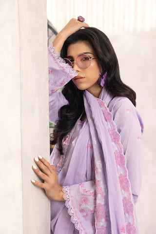 Embroidered Realms RTW 25