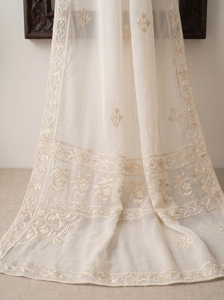 01 Piece Ready to wear Embroidered Chiffon Dupatta