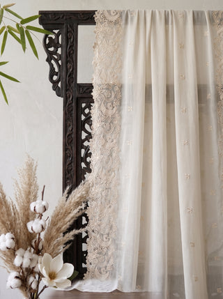 01 Piece Ready to wear Embroidered Chiffon Dupatta