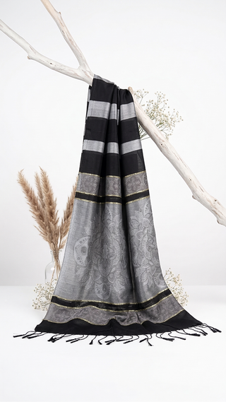 01 Piece Ready to wear Scarf