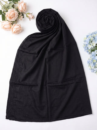 01 Piece Ready to Wear Embroidered Namaz Chaddar