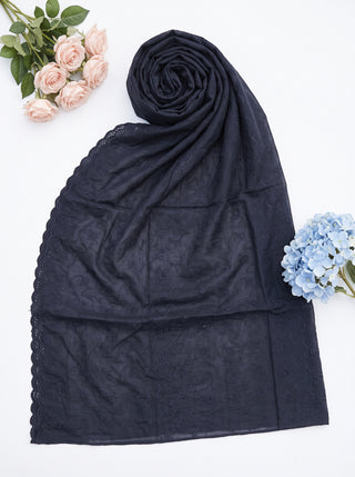 01 Piece Ready to Wear Embroidered Namaz Chaddar