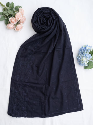 01 Piece Ready to Wear Embroidered Namaz Chaddar