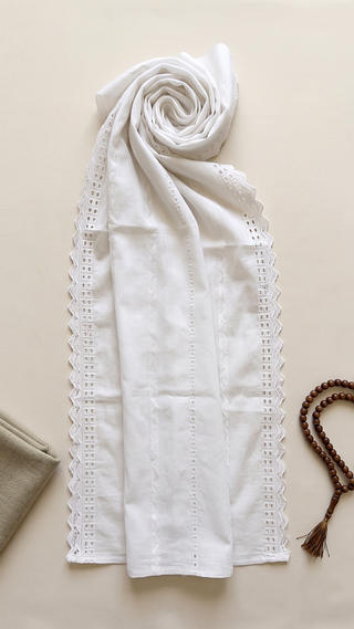 01 Piece Ready to Wear Embroidered Namaz Chaddar