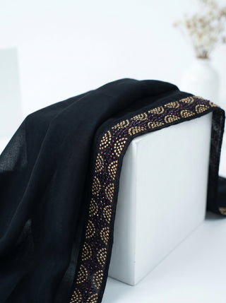 01 Piece Ready to Wear Embroidered Namaz Chaddar