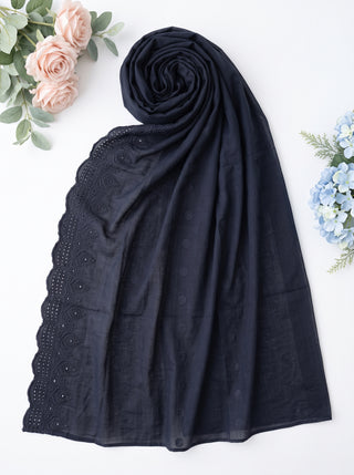 01 Piece Ready to Wear Embroidered Namaz Chaddar