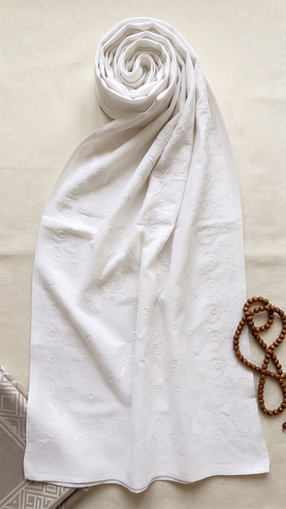01 Piece Ready to Wear Embroidered Namaz Chaddar