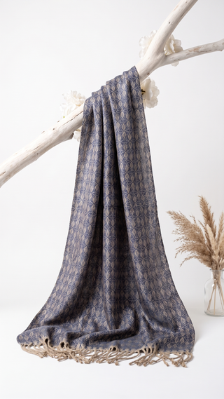 01 Piece Ready to wear Scarf