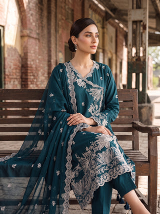 03 Piece Embroidered with Chiffon Dupatta Ready to wear Luckhnowi Collection