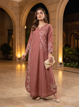 01 Piece Ready To Wear Embroidered Kaftaan