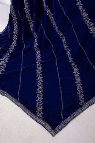 1 Piece Embroidered Velvet Shawl